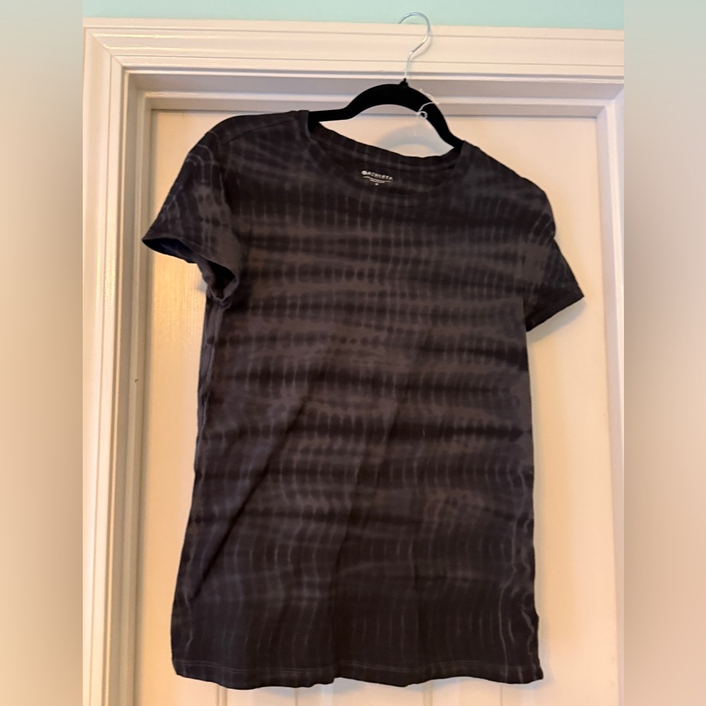 Athleta Dark Tie-Dye Short Sleeve Tee
